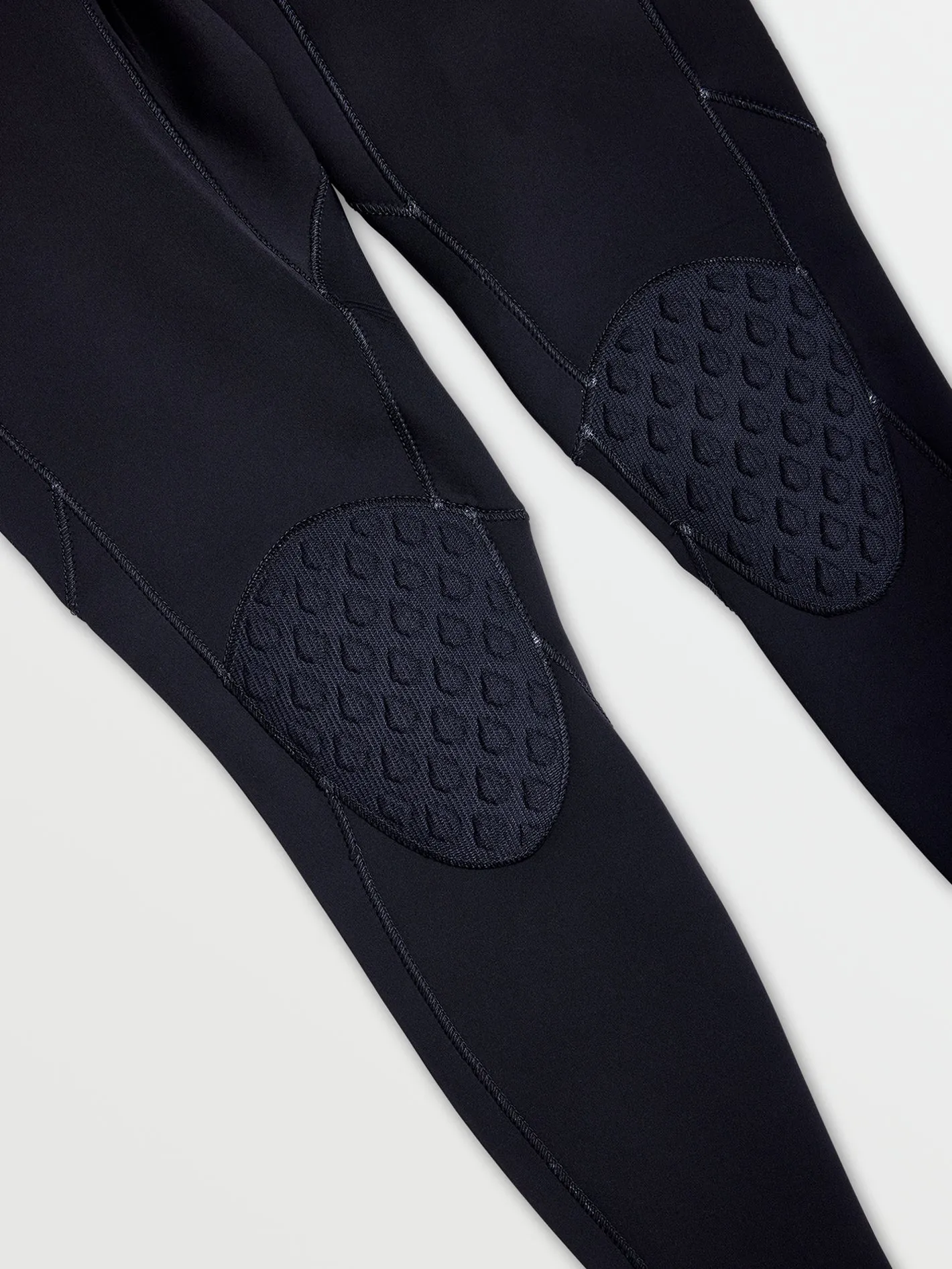 Modulator 4/3mm Long Sleeve Chest Zip Wetsuit - Black (2022)
